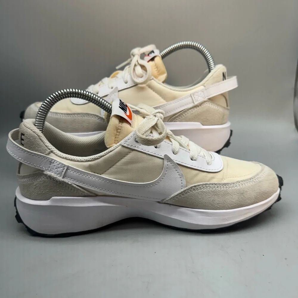 Nike Women's Waffle Debut White/Gray Size 8 Walking Running Shoes